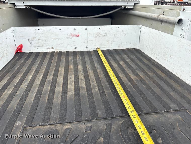 image for item EG9011 2011 Chevrolet 2500HD Ext. Cab utility bed pickup truck