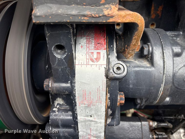 image for item EG9016 2003 Peterbilt 357 water truck
