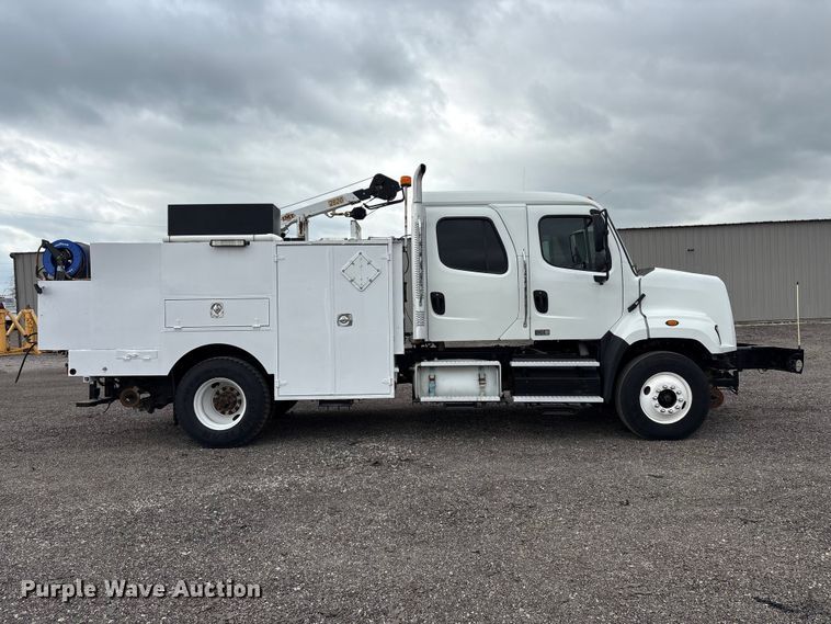 image for item EG9017 2013 Freightliner 108SD Crew Cab utility / service truck