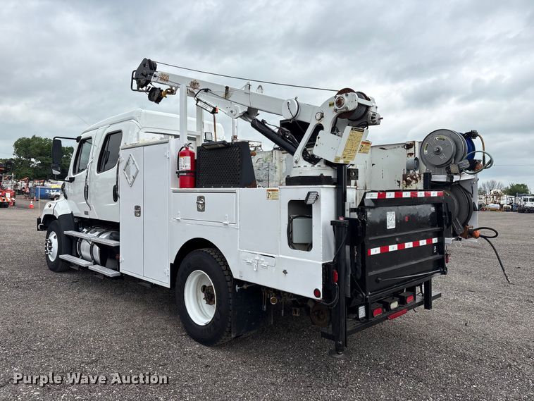 image for item EG9017 2013 Freightliner 108SD Crew Cab utility / service truck