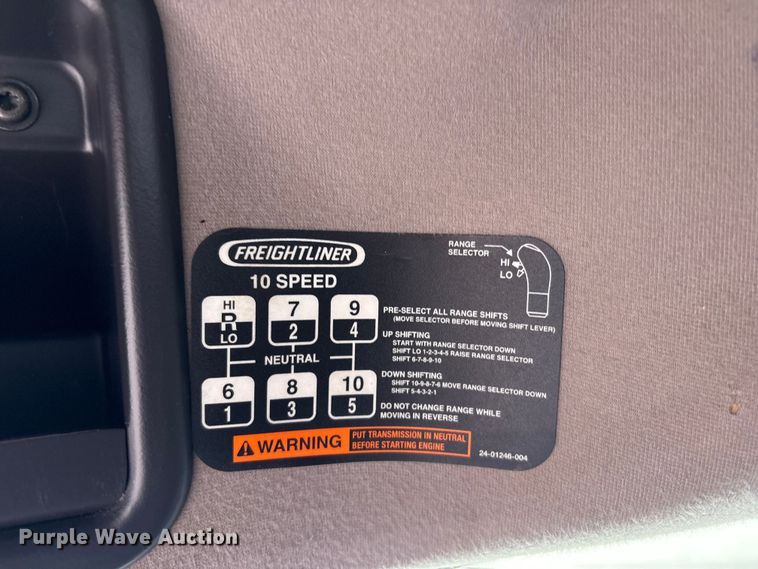 image for item EG9017 2013 Freightliner 108SD Crew Cab utility / service truck