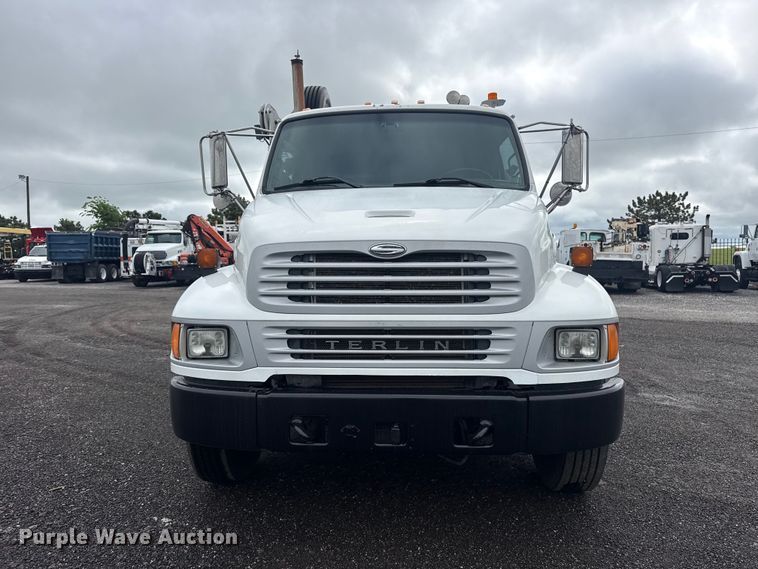 image for item EG9028 2008 Sterling Actera utility / service truck