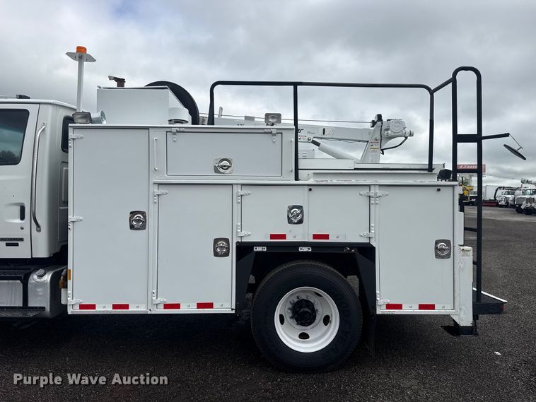 image for item EG9028 2008 Sterling Actera utility / service truck