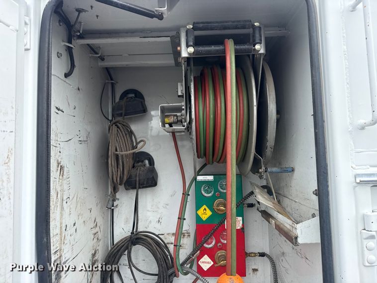 image for item EG9028 2008 Sterling Actera utility / service truck