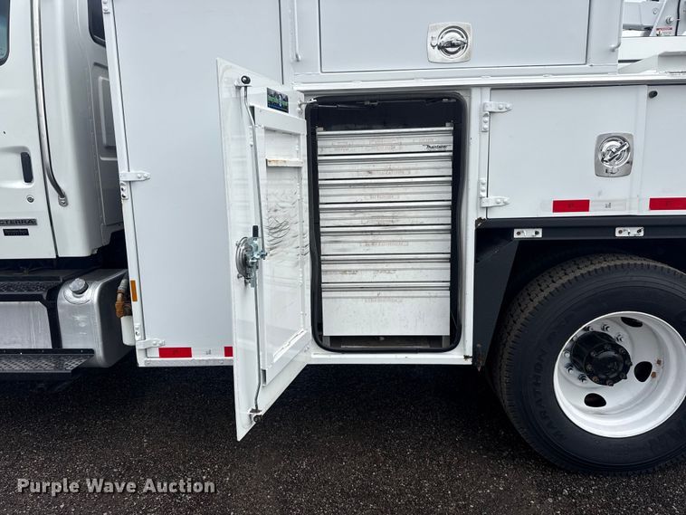 image for item EG9028 2008 Sterling Actera utility / service truck