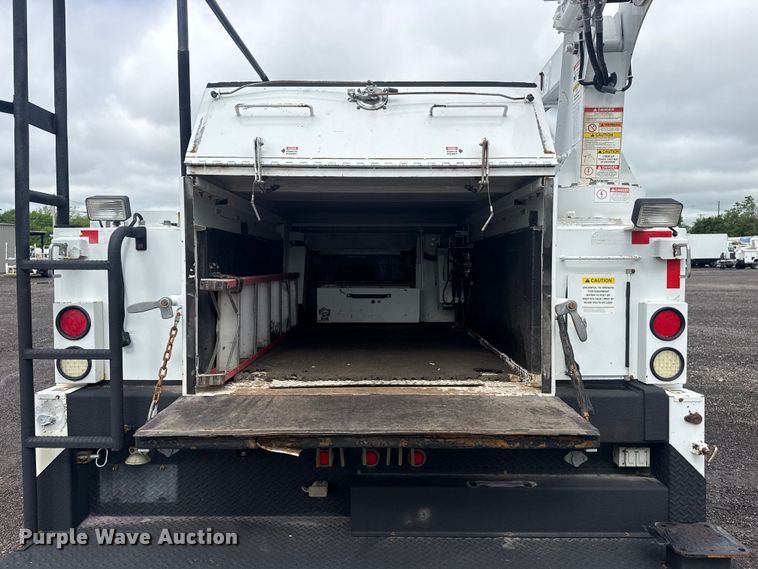 image for item EG9028 2008 Sterling Actera utility / service truck