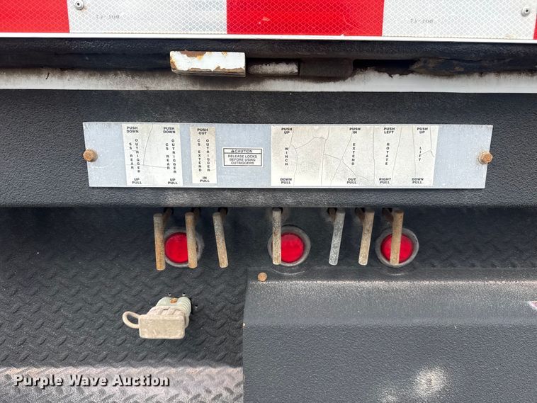image for item EG9028 2008 Sterling Actera utility / service truck