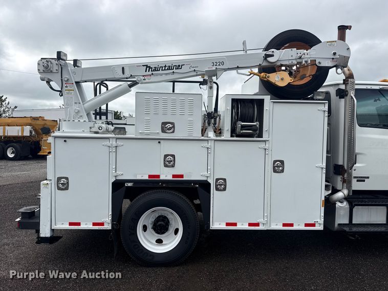 image for item EG9028 2008 Sterling Actera utility / service truck