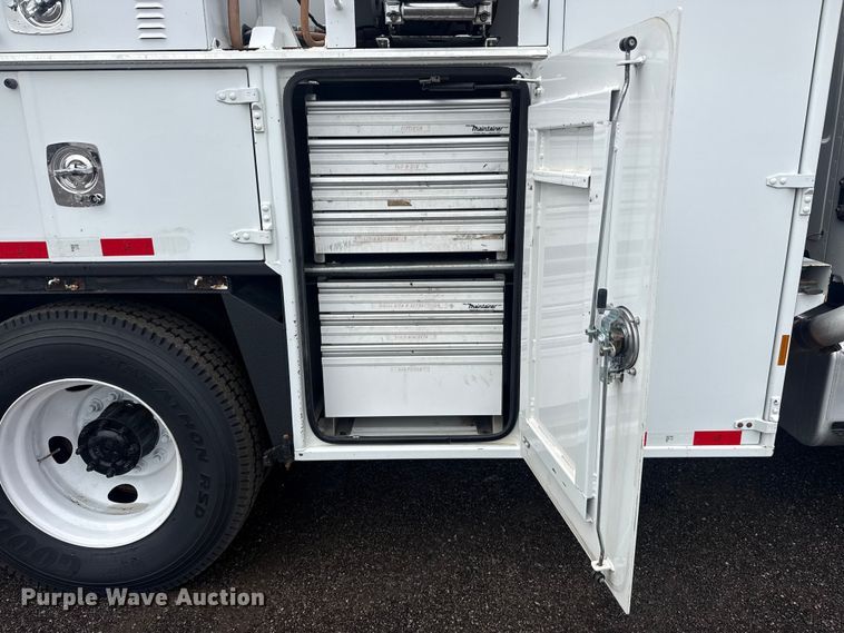image for item EG9028 2008 Sterling Actera utility / service truck