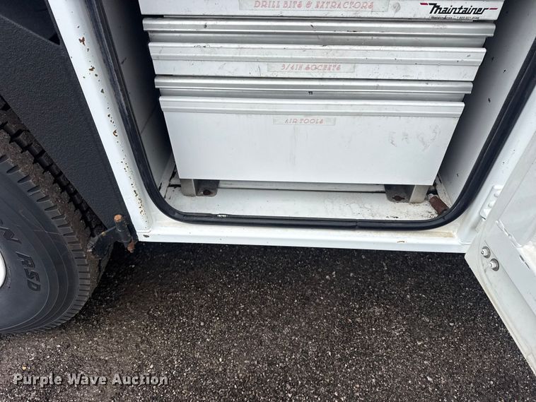 image for item EG9028 2008 Sterling Actera utility / service truck