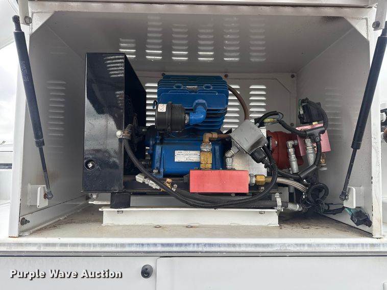 image for item EG9028 2008 Sterling Actera utility / service truck