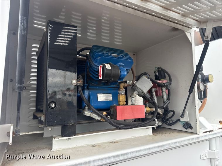 image for item EG9028 2008 Sterling Actera utility / service truck
