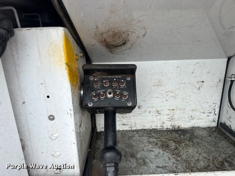 image for item EG9028 2008 Sterling Actera utility / service truck