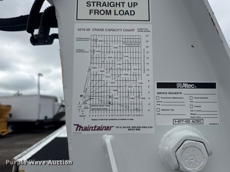 image for item EG9028 2008 Sterling Actera utility / service truck