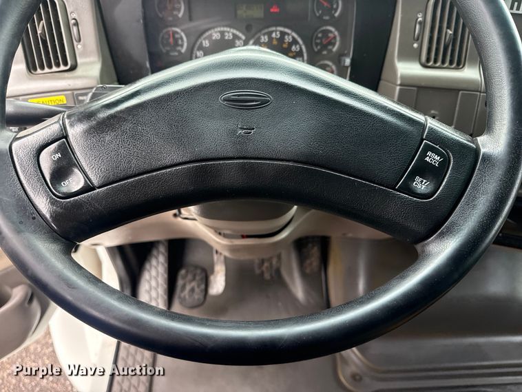 image for item EG9028 2008 Sterling Actera utility / service truck