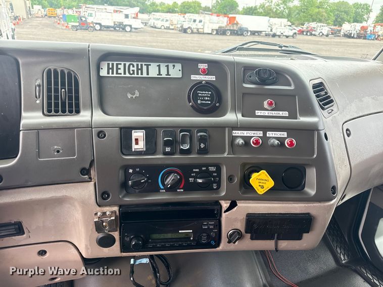 image for item EG9028 2008 Sterling Actera utility / service truck