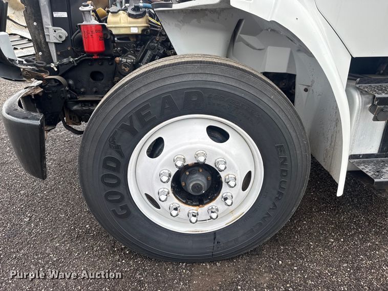 image for item EG9028 2008 Sterling Actera utility / service truck