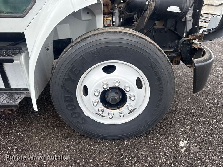image for item EG9028 2008 Sterling Actera utility / service truck