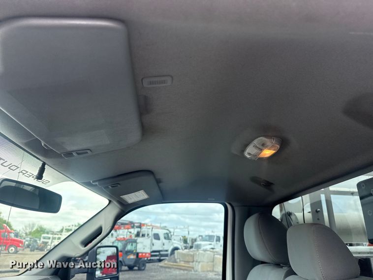 image for item EG9032 2016 Ford F450 Super Duty bucket truck