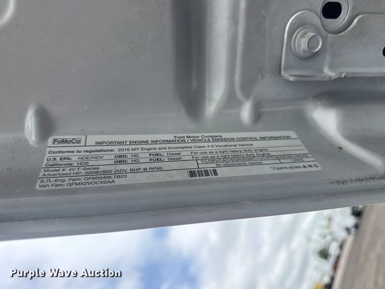 image for item EG9032 2016 Ford F450 Super Duty bucket truck
