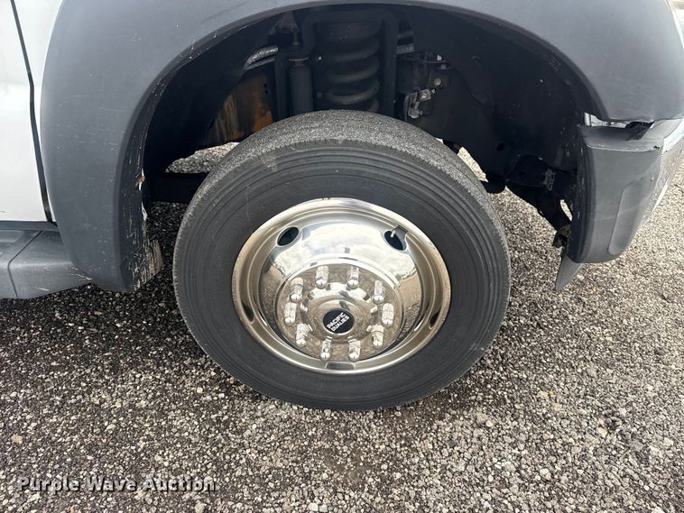 image for item EG9032 2016 Ford F450 Super Duty bucket truck