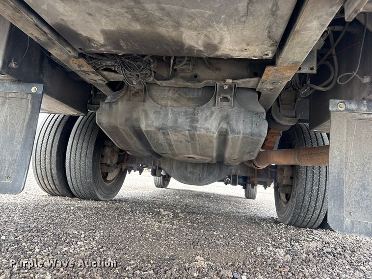 image for item EG9032 2016 Ford F450 Super Duty bucket truck