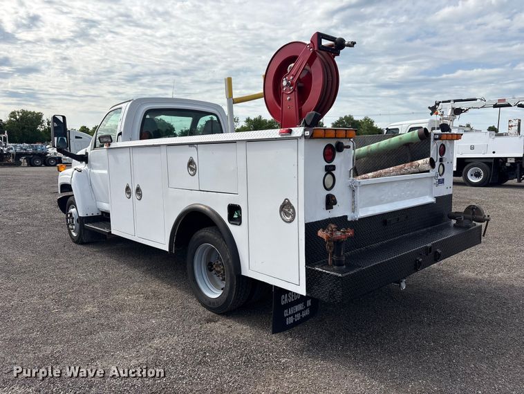 image for item EG9043 2007 Chevrolet C4500 utility / service truck