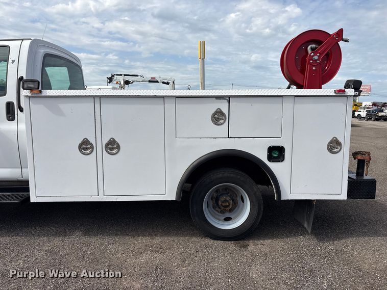 image for item EG9043 2007 Chevrolet C4500 utility / service truck