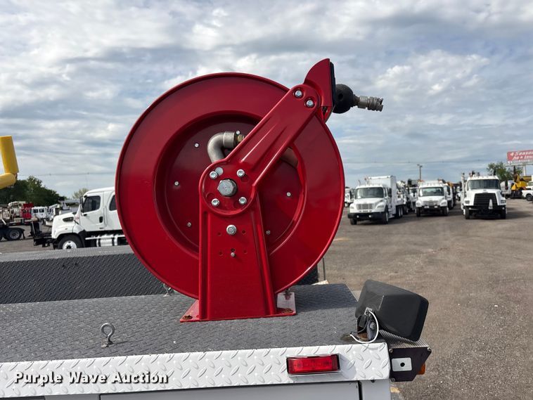 image for item EG9043 2007 Chevrolet C4500 utility / service truck
