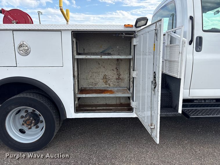 image for item EG9043 2007 Chevrolet C4500 utility / service truck