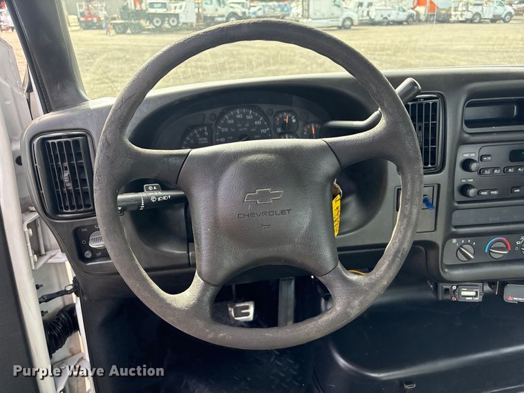 image for item EG9043 2007 Chevrolet C4500 utility / service truck