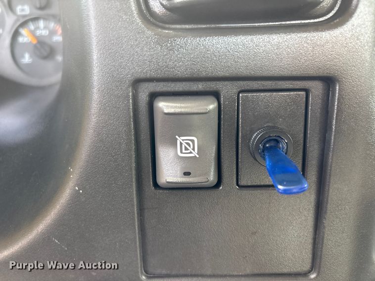 image for item EG9043 2007 Chevrolet C4500 utility / service truck