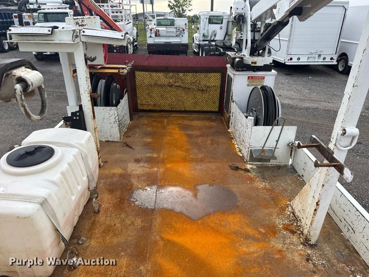image for item EG9046 2012 Freightliner Business Class M2 Crew Cab utility / service truck