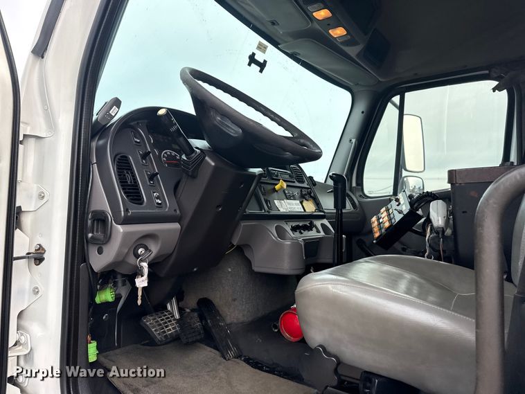 image for item EG9046 2012 Freightliner Business Class M2 Crew Cab utility / service truck