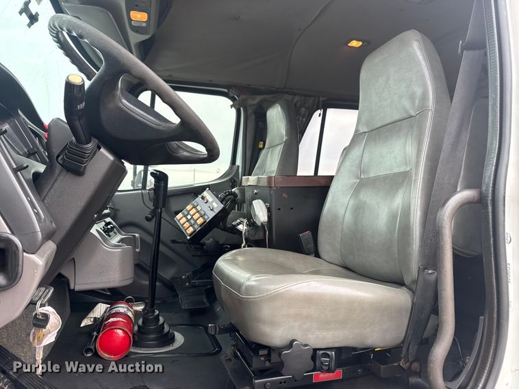 image for item EG9046 2012 Freightliner Business Class M2 Crew Cab utility / service truck