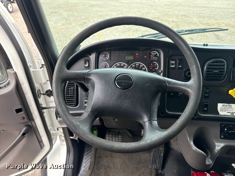 image for item EG9046 2012 Freightliner Business Class M2 Crew Cab utility / service truck