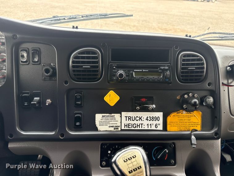 image for item EG9046 2012 Freightliner Business Class M2 Crew Cab utility / service truck