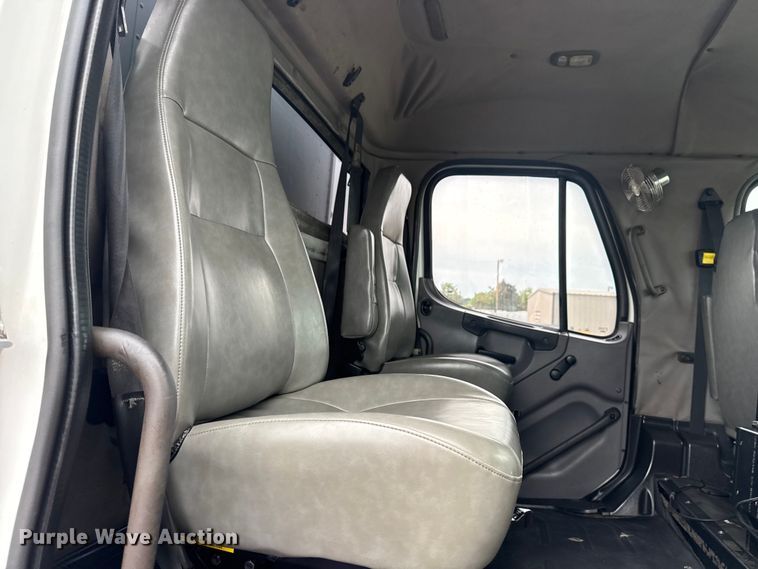 image for item EG9046 2012 Freightliner Business Class M2 Crew Cab utility / service truck
