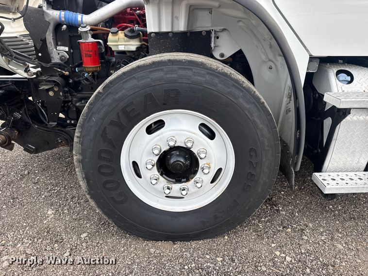 image for item EG9046 2012 Freightliner Business Class M2 Crew Cab utility / service truck