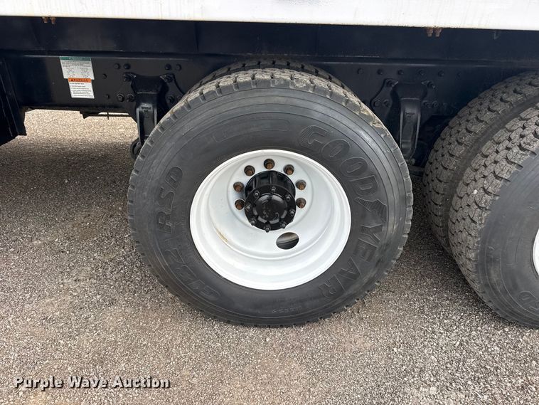 image for item EG9046 2012 Freightliner Business Class M2 Crew Cab utility / service truck