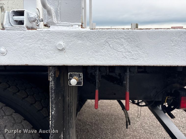 image for item EG9048 2012 Freightliner M2 Business Class crane truck