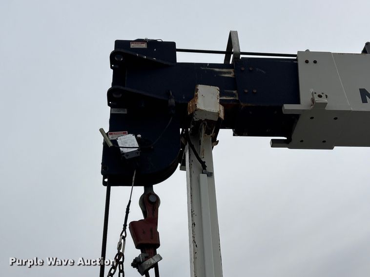 image for item EG9048 2012 Freightliner M2 Business Class crane truck