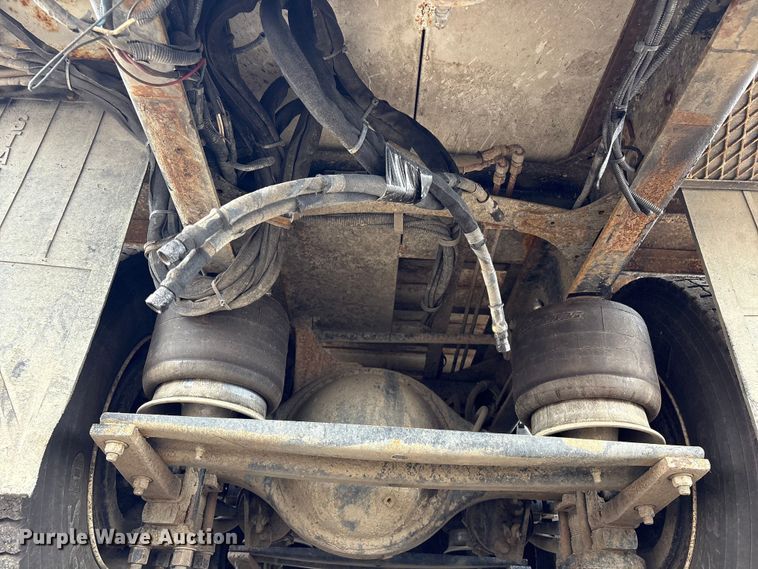 image for item EG9048 2012 Freightliner M2 Business Class crane truck