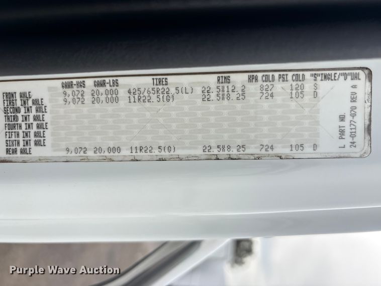 image for item EG9048 2012 Freightliner M2 Business Class crane truck