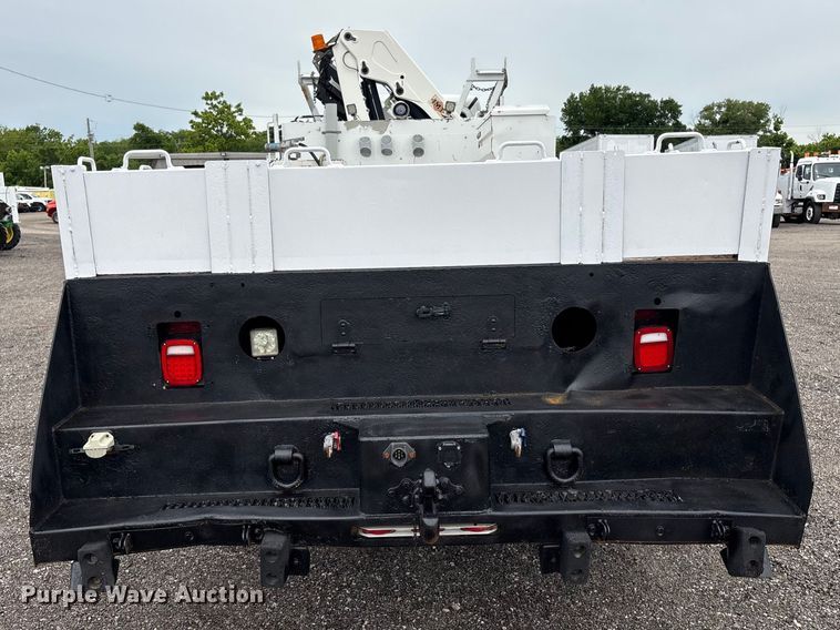 image for item EG9049 2013 Freightliner 114SD crane truck