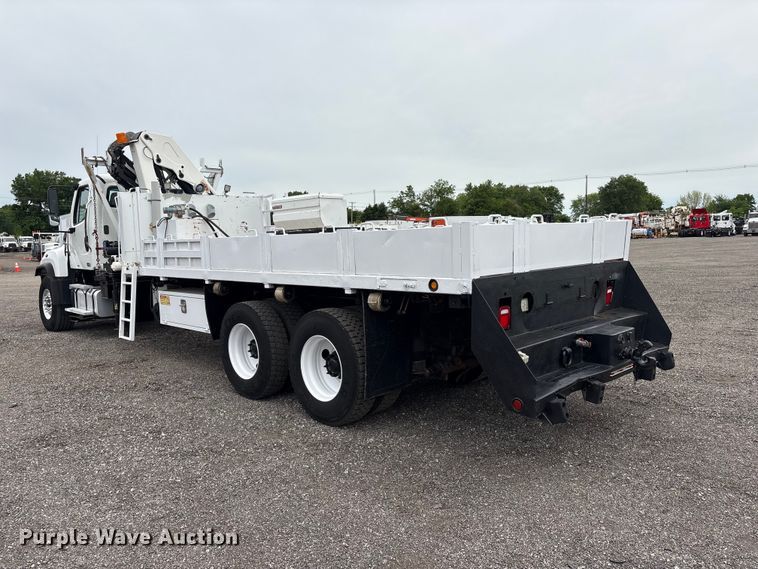 image for item EG9049 2013 Freightliner 114SD crane truck