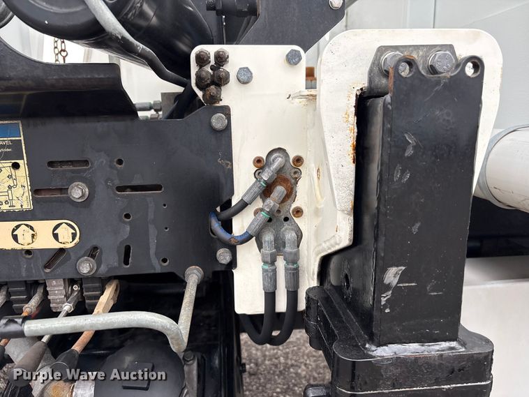 image for item EG9049 2013 Freightliner 114SD crane truck