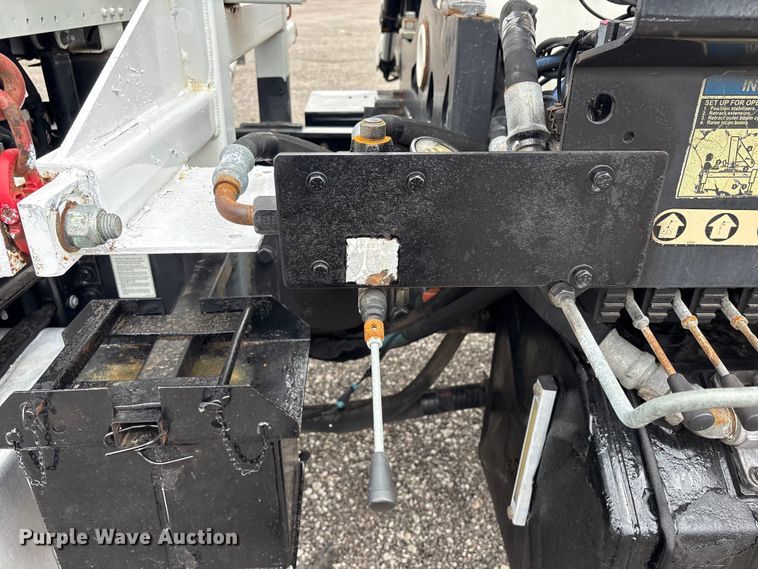 image for item EG9049 2013 Freightliner 114SD crane truck
