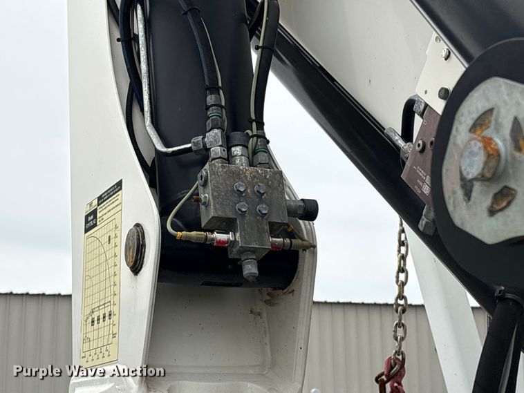 image for item EG9049 2013 Freightliner 114SD crane truck