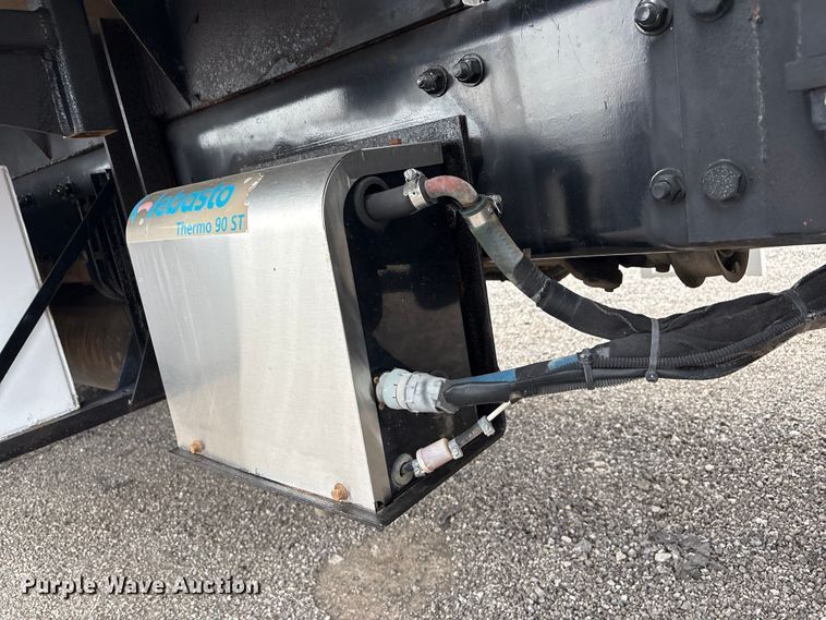 image for item EG9049 2013 Freightliner 114SD crane truck